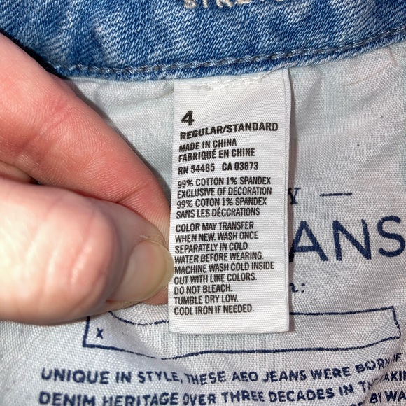 AE Ne(x)t Level Ripped Low-Rise. Size 4R - Picture 9 of 10